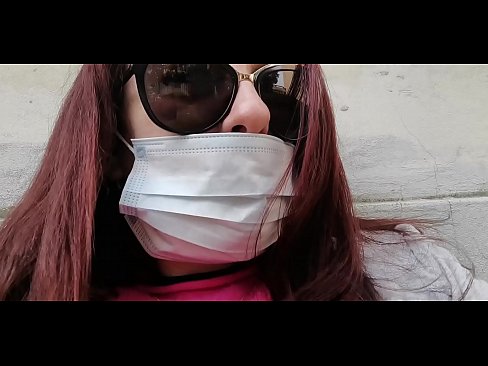 ❤️ Nicoletta hakmerret me fqinjin e saj dhe urinon në garazhin e tij (Karantina speciale italiane Covid19) ❤❌ Video qij tek ne ❌️